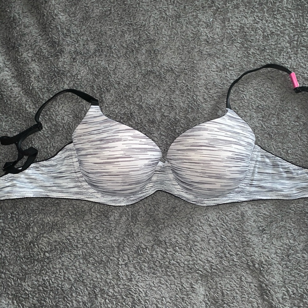 VS PINK bra